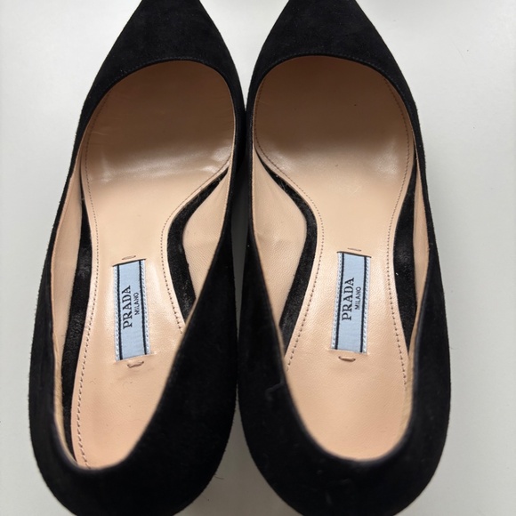 Prada heels - Picture 4 of 8